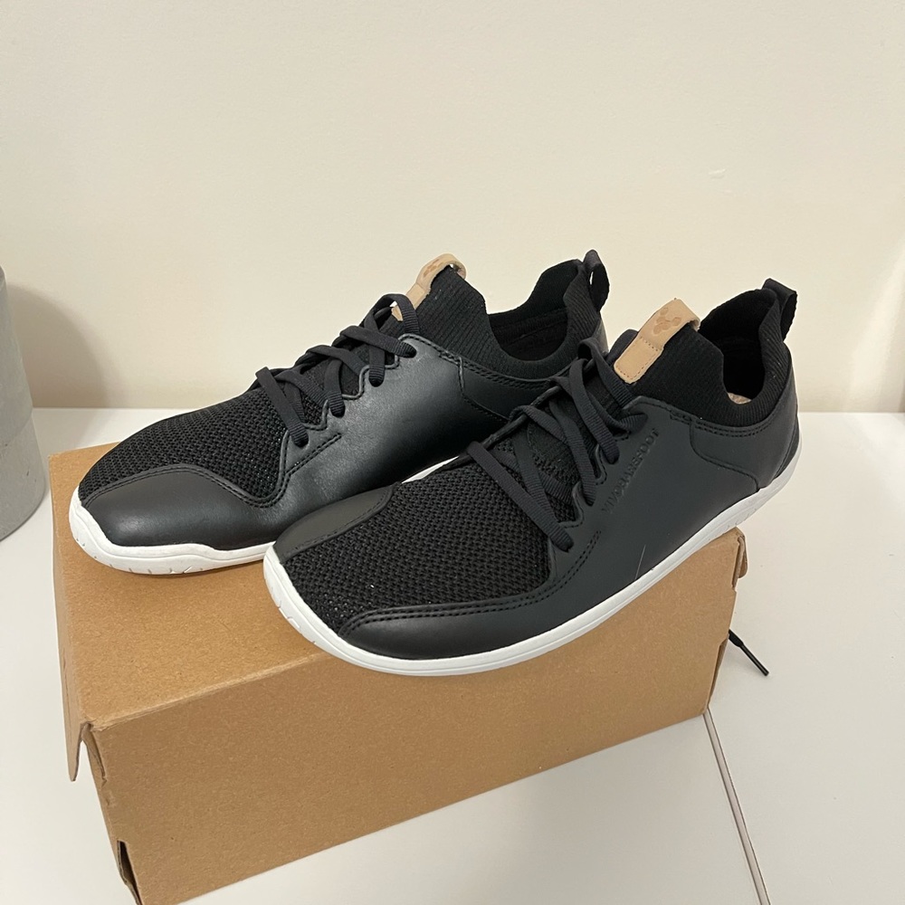NWT Vivobarefoot Primus Knit L size 39eu